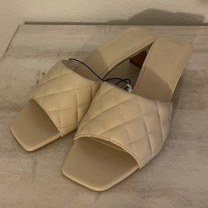 H&M beige heel
